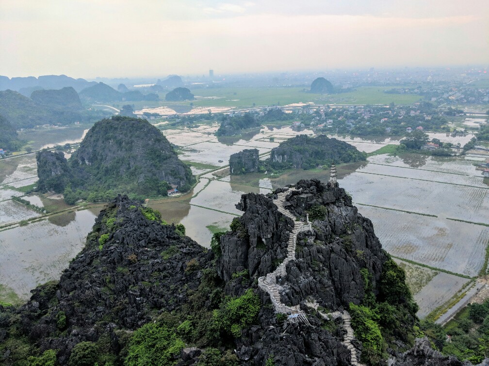 Panorama depuis Hang Mua au Vietnam