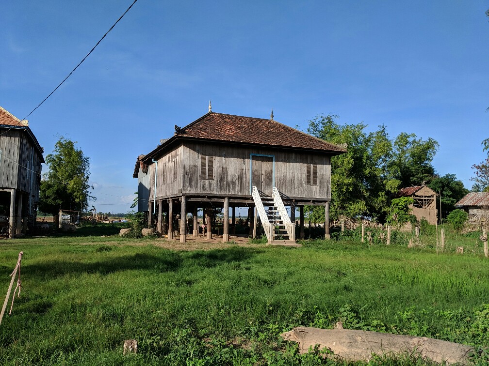 Maison traditionnelle Cambodgienne sur l'ile de Koh Pen, Cambodge