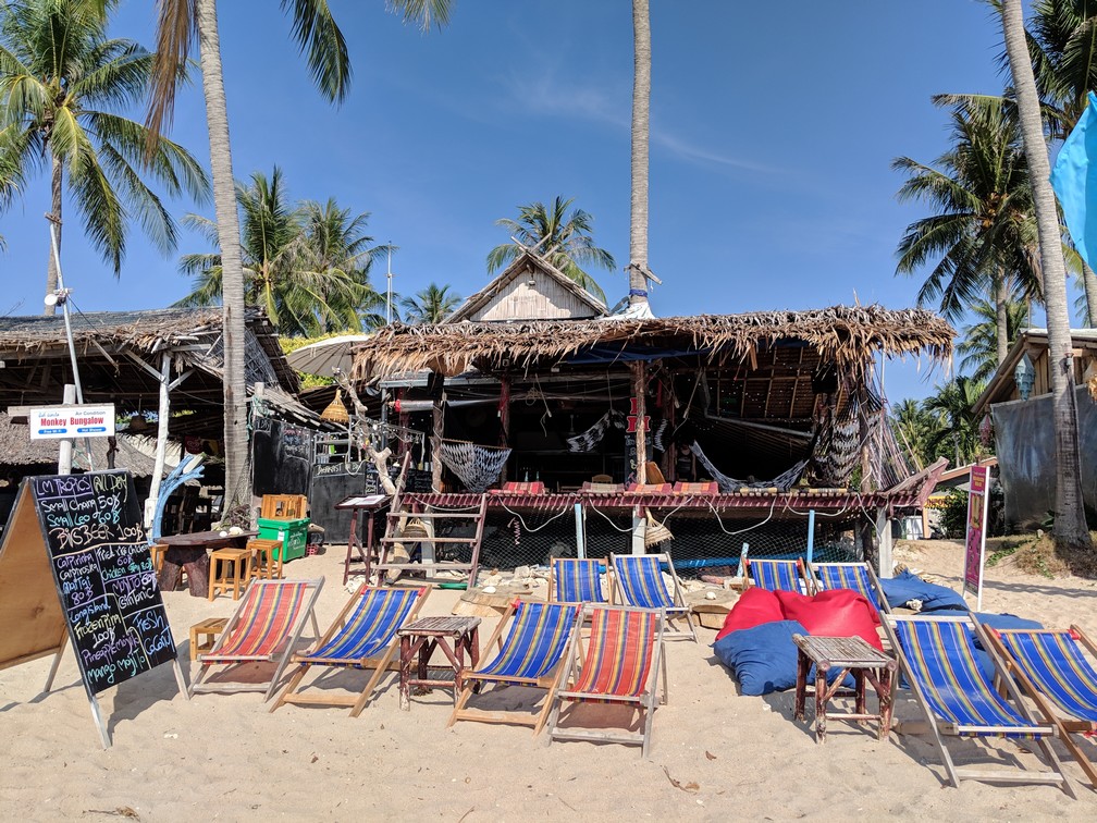 LM Tropics Bar&Restaurant vu depuis la plage