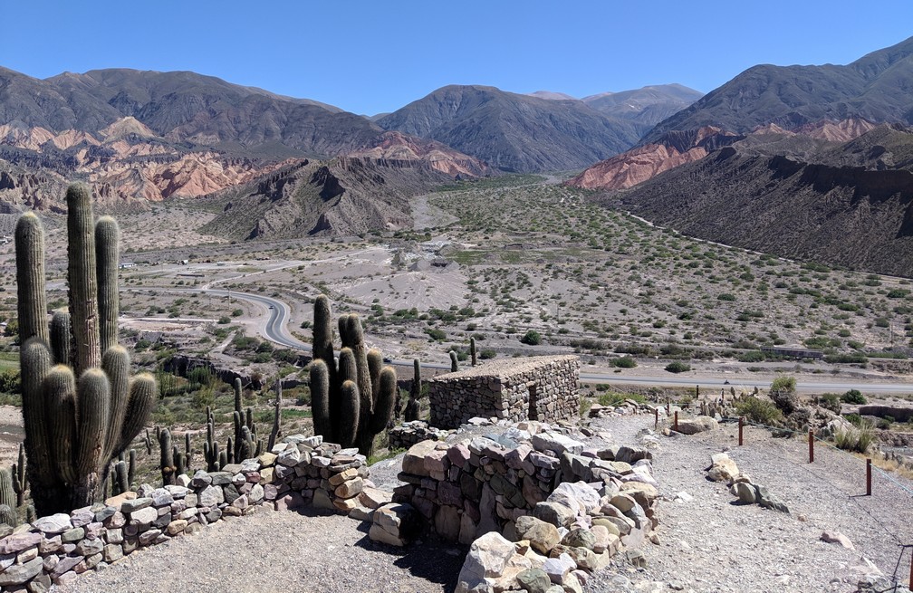 Point de vue depuis les ruines de Pucara de Tilcara en Argentine