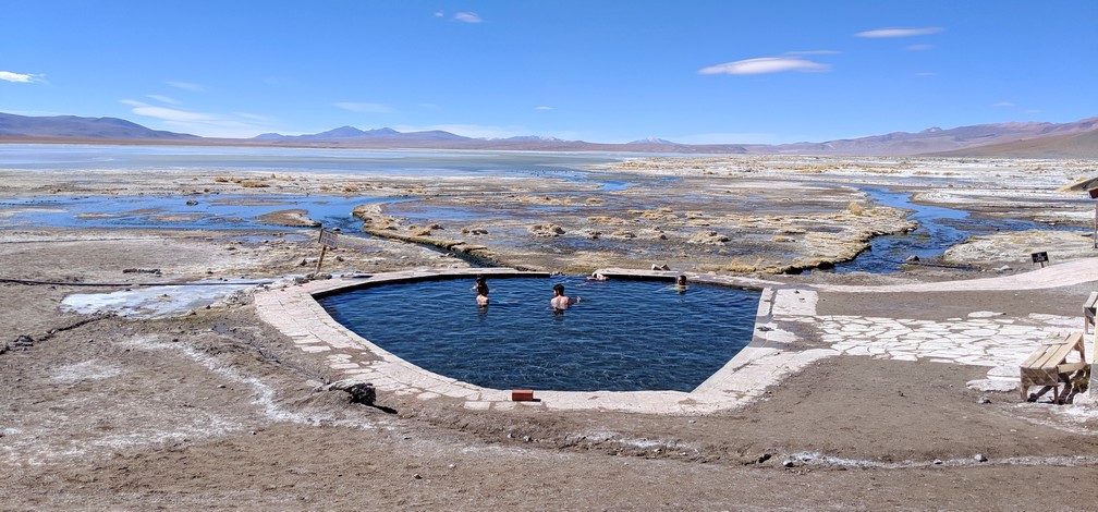 Piscine d'eau chaude au therme de Polque en Bolivie