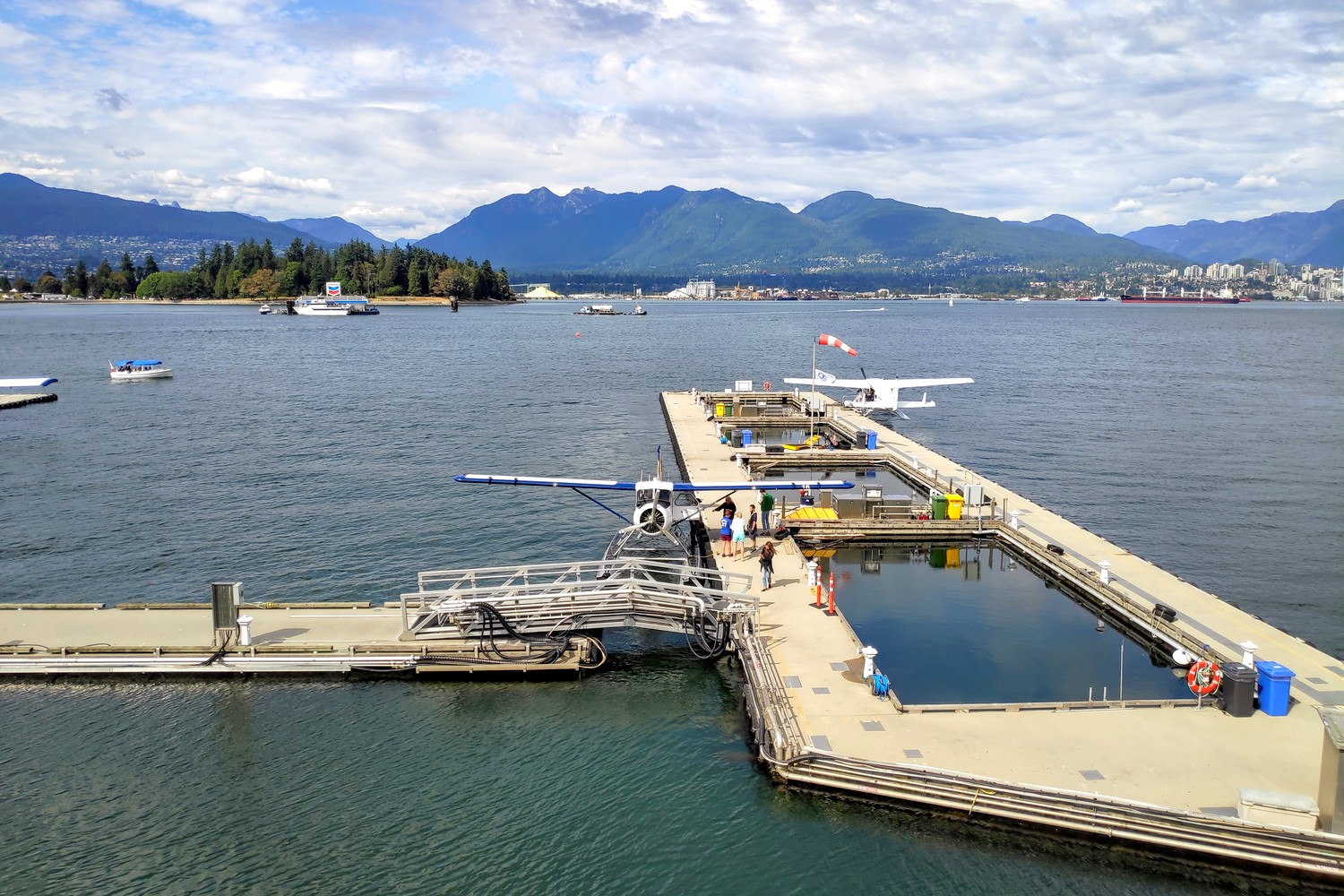 Ponton pour les vols en hydravion à Vancouver